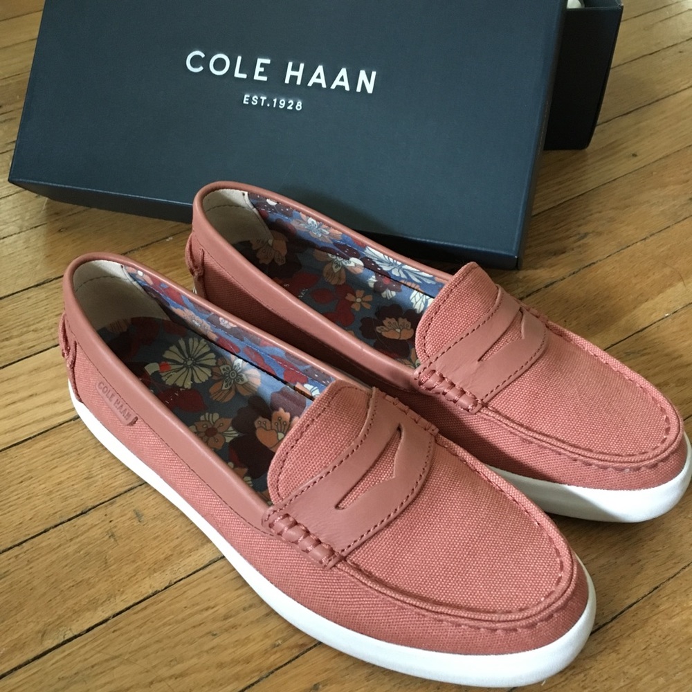 Cole Haan Nantucket Loafer Flat in Cedarwood